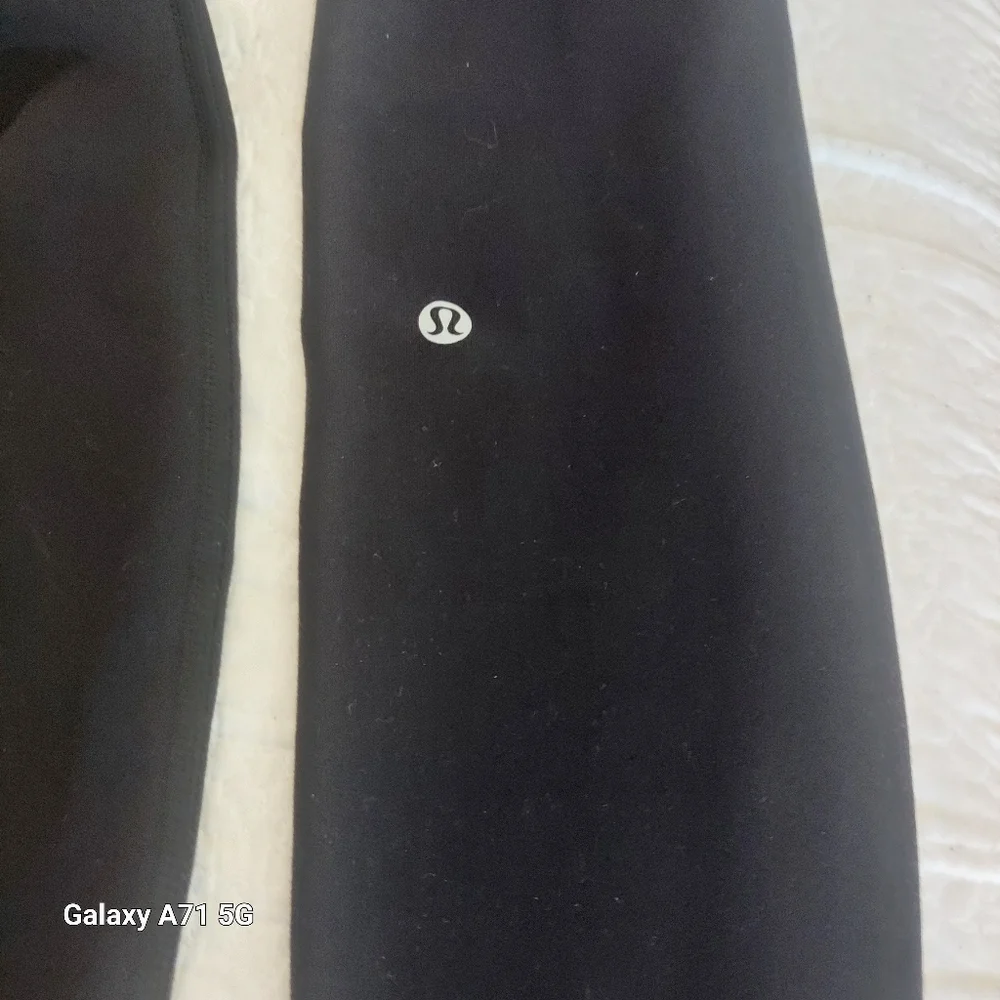 Lululemon Athletica Black and Gray High-Rise Leggings ((NNT) L37 Hip10 Inseam29